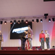 Open Art Studio at the Feel the beat