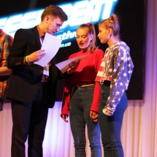 Open Art Studio at the Feel the beat