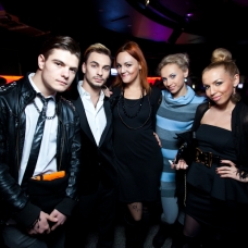 open art studio birthday party 