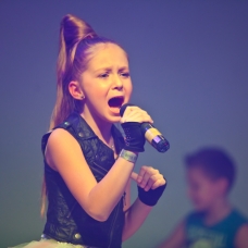 open art studio birthday party 