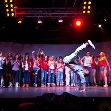 open art studio birthday party 