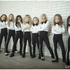 Новогодняя фотосессия Яны Заец и ее воспитанниц