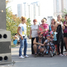 Выступление Open Art Studio в парке Позняки