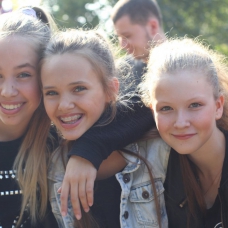 Выступление Open Art Studio в парке Позняки