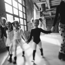 Яна Заец и ее воспитанницы для журнала LAPSET MAGAZINE