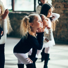 Яна Заец и ее воспитанницы для журнала LAPSET MAGAZINE